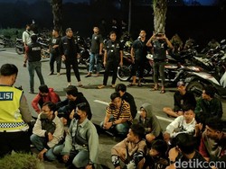 Operasi Balap Liar di Kediri, 70 Motor Diamankan Polisi di Tengah Sawah