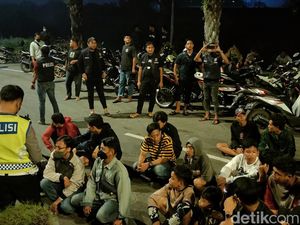 Operasi Balap Liar di Kediri, 70 Motor Diamankan Polisi di Tengah Sawah Operasi Balap Liar di Kediri, 70 Motor Diamankan Polisi di Tengah Sawah