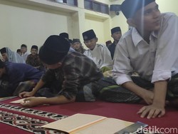 Kisah Ustaz Didatangi 3 PSK dan Teror Magis di Saritem