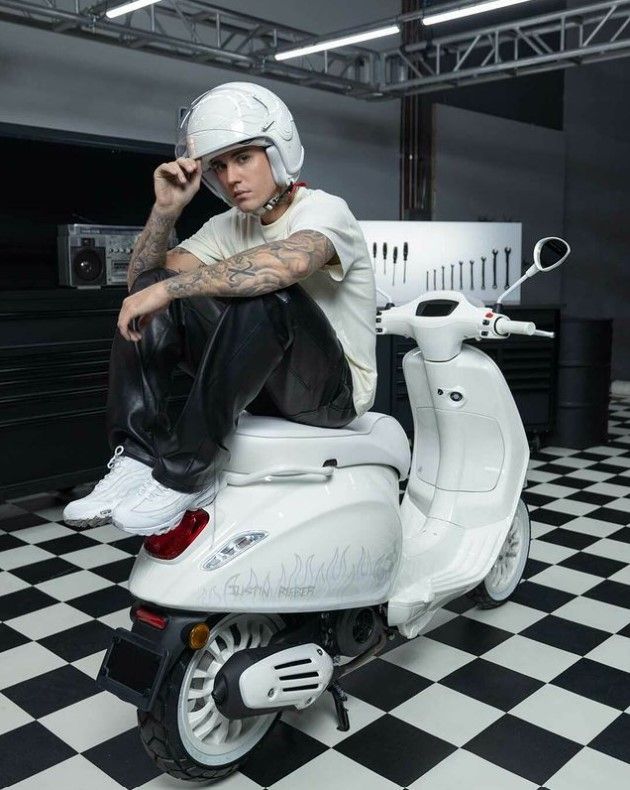 Vespa Special Edition Justin Bieber