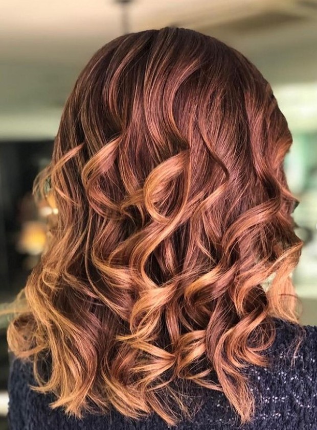 Warna Rambut kuning Langsat Light Burn/foto: instagram/@stylohair Warna Rambut kuning Langsat Light Burn