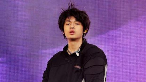 INDIO, CALIFORNIA - APRIL 16: Warren Hue of 88rising performs onstage at the Coachella Stage during the 2022 Coachella Valley Music And Arts Festival on April 16, 2022 in Indio, California.   Kevin Winter/Getty Images for Coachella/AFP (Photo by KEVIN WINTER / GETTY IMAGES NORTH AMERICA / Getty Images via AFP)