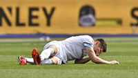 Ngeri! Ashley Westwood dan Cedera-cedera Horor Pesepakbola Lain