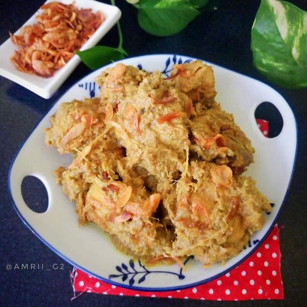 Ayam gagape makanan khas Sulawesi