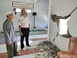 Gempa M 5 di Malut: Warga Berlarian Keluar Rumah, Bangunan Masjid Rusak