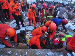 Tragis Korban Minimarket Ambruk di Banjar, 5 Tewas-2 Masih Dicari