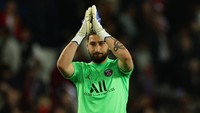 Gianluigi Donnarumma mendapat deal-deal terbaik berkat sang agen, Mino Raiola. (Foto: REUTERS/SARAH MEYSSONNIER)