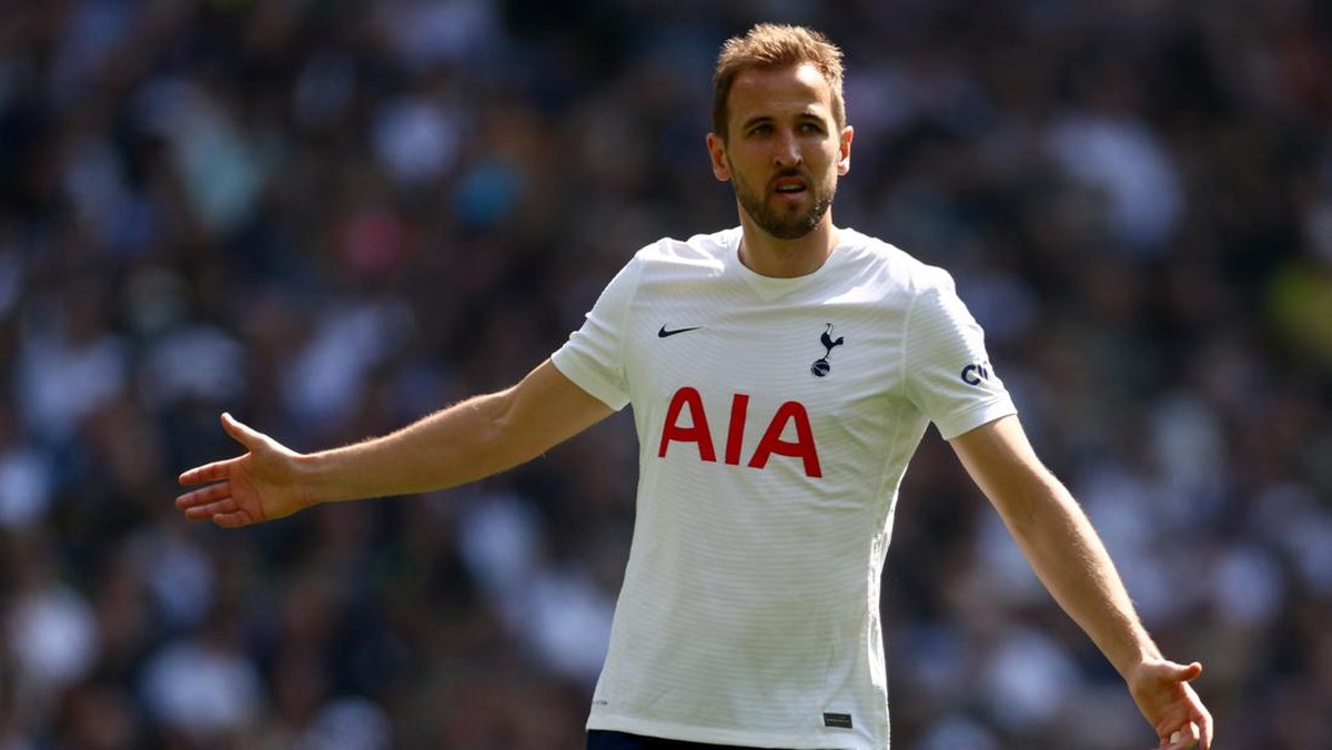Harry Kane tumpul di laga Tottenham vs Brighton. (Foto: Getty Images/Clive Rose)