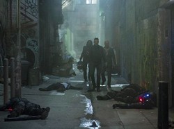 Sinopsis Film Hotel Artemis: Pertikaian Para Penjahat di RS Rahasia