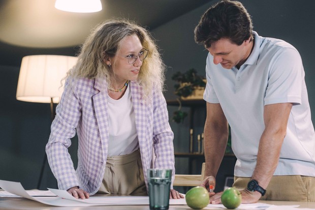 Gender tidak hanya sebatas perbedaan jenis kelamin saja, namun lebih kompleks dari itu