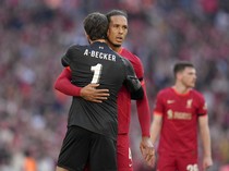 Slot: Van Dijk dan Alisson Bisa Main di Community Shield