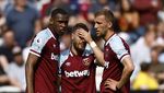 Tabrakan Horor Berujung Air Mata di Laga West Ham Vs Burnley