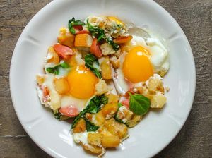 Resep Telur Goreng Roti dan Sosis yang Praktis untuk Sahur