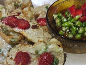 Tempe Mendoan Pakai Stroberi Sukses Bikin Netizen Bingung Tempe Mendoan Pakai Stroberi Sukses Bikin Netizen Bingung