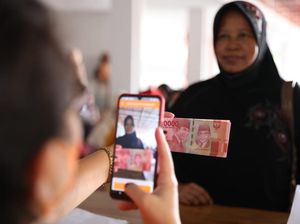 20.876 Warga Kota Malang Semringah Dapat BLT Minyak Goreng 20.876 Warga Kota Malang Semringah Dapat BLT Minyak Goreng