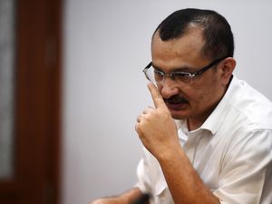 Kasus Cuitan Allahmu Lemah, Ferdinand Hutahaean Divonis 5 Bulan Bui Kasus Cuitan Allahmu Lemah, Ferdinand Hutahaean Divonis 5 Bulan Bui