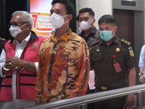 Elite PDIP: Kejagung Tak Main-main Tetapkan 4 Tersangka Minyak Goreng Elite PDIP: Kejagung Tak Main-main Tetapkan 4 Tersangka Minyak Goreng