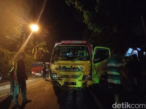 Kecelakaan Karambol 6 Kendaraan Terjadi di Jalan Banyumas-Secang