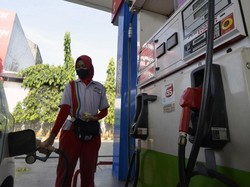 Mengapa Pertamina Dilema Tahan Harga Pertamax di Rp 12.500?