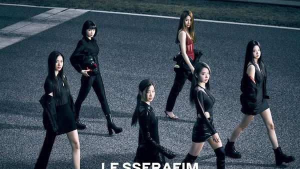 LE SSERAFIM Tampil Fierce di Foto Konsep Pertama Debut Fearless