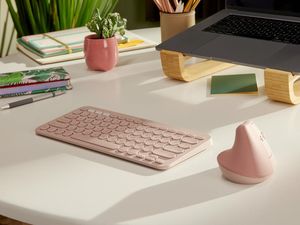 Review Logitech Lift, Mouse Vertikal yang Unik