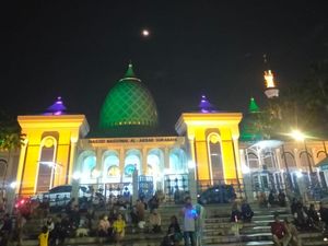 Jadwal Salat 28 Maret 2023 untuk 38 Daerah di Jawa Timur Jadwal Salat 28 Maret 2023 untuk 38 Daerah di Jawa Timur