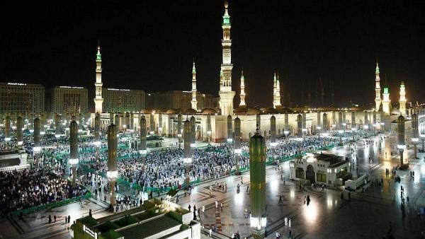Melihat Lebih Dekat Masjid Nabawi di Madinah
