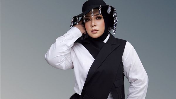 10 Foto Transformasi Melly Goeslaw yang Operasi Bariatric, Dulu Ukuran XXL