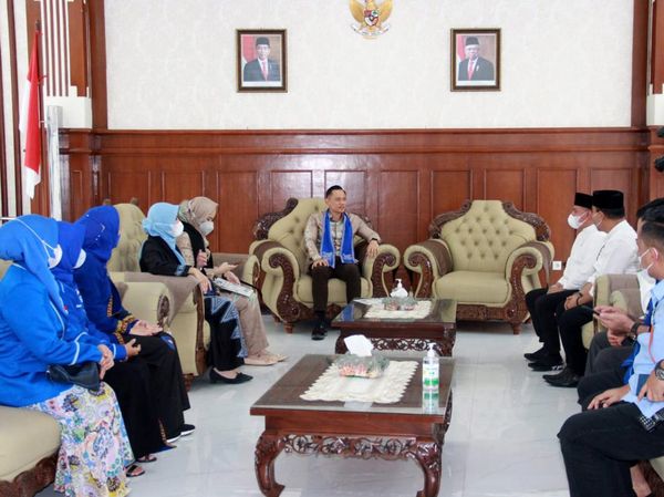 Momen Ketum Partai Demokrat AHY Sambangi Aceh