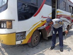 Duh, Ada Bus Ban Halus-Baut Lepas Saat Ramp Check di Kota Blitar