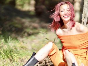 Sammi Cheng DIsebut Tak Bertanggung Jawab Usai Selfie di Mobil