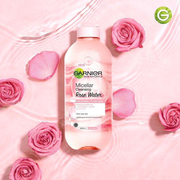 Garnier micellar cleansing rose water dapat dipakai sebagai skincare malam usai tarawih untuk mengangkat kotoran pada wajah.