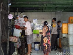 Minyak Goreng Curah di Pasar Sunggingan Boyolali Mulai Tersedia, Tapi...