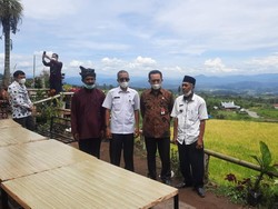 Dirjen Bina Pemdes Terkesima dengan Pesona Nagari Pariangan Sumbar