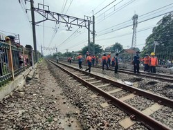 Evakuasi Kecelakaan Selesai, KRL Arah Jakarta dan Bogor Sudah Bisa Melintas