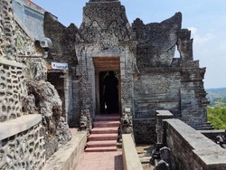 Gapura Paduraksa Lamongan Diadopsi dari Gapura Sunan Sendang Duwur