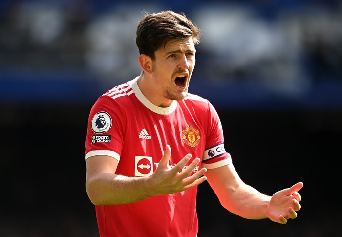 LIVERPOOL, ENGLAND - APRIL 09: Harry Maguire of Manchester United reacts during the Premier League match between Everton and Manchester United at Goodison Park on April 09, 2022 in Liverpool, England. (Photo by Michael Regan/Getty Images)