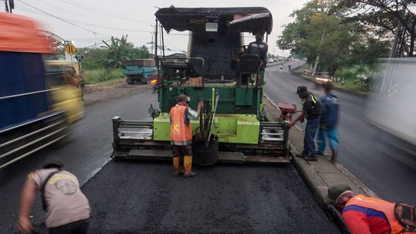 Jelang Arus Mudik, Pengaspalan dan Perawatan Jalur Pantura Dikebut