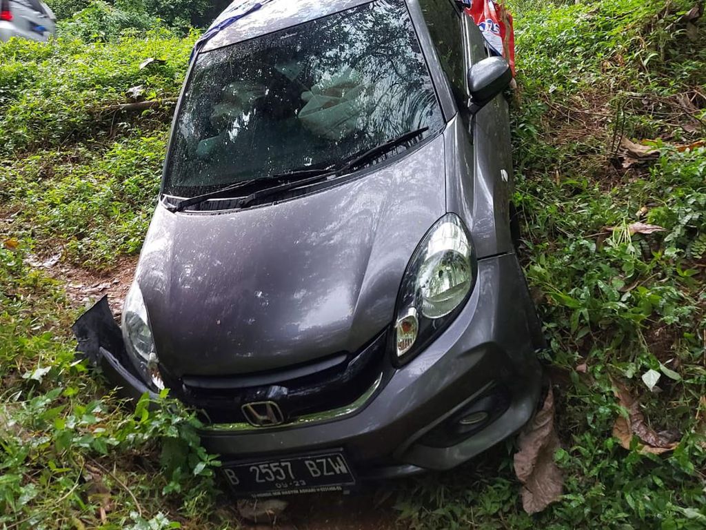 Kecelakaan Beruntun di Gunung Pegat Wonogiri, 1 Orang Tewas