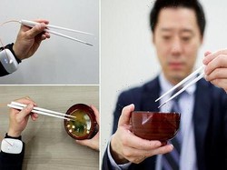 Keren! Sumpit Canggih Ini Bisa Membuat Rasa Makanan Lebih Asin dan Gurih