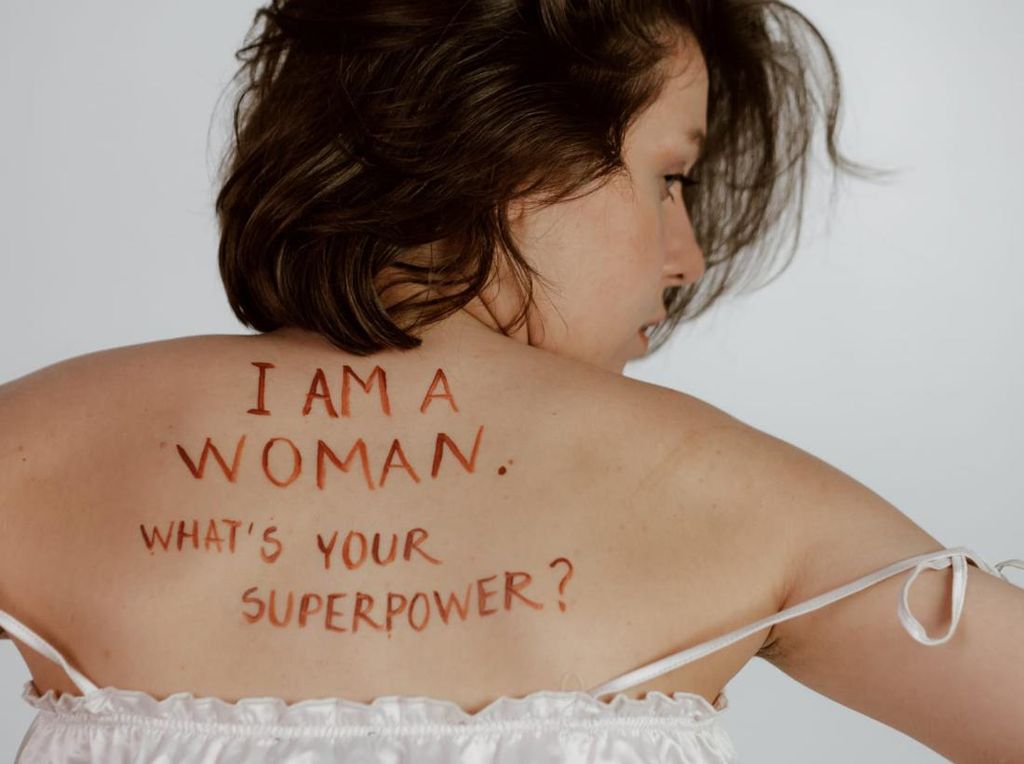 Brand Skincare Lokal Ini Ajak Lawan Kekerasan Terhadap Perempuan-Anak