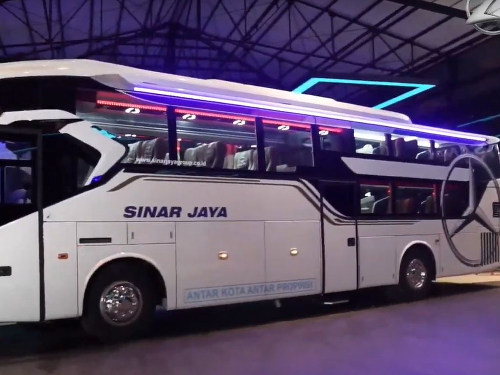 PO Asal Cibitung Jadi yang Pertama Pakai Bus Suites Combi Garapan Laksana