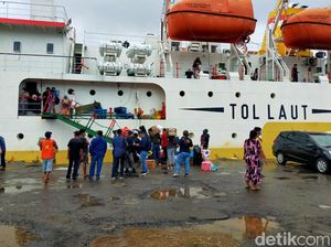 Ratusan Orang Mudik ke Madura Lebih Awal via Pelabuhan Tanjungwangi