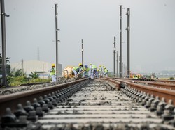 Biaya Proyek Kereta Cepat JKT-BDG Makin Bengkak, Siapa yang Tanggung?