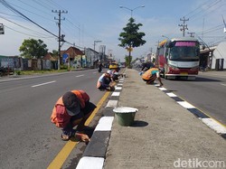 Mengapa Warna Marka Jalan Putih dan Kuning? Ini Jawabannya
