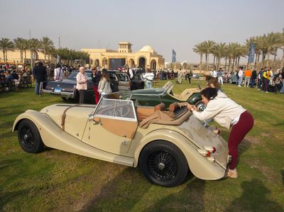 Sultan Beneran! Pria Ini Punya 250 Mobil Antik