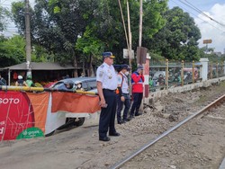 Jangan Asal Terobos! Ini Tata Cara Lewat Perlintasan Kereta yang Aman