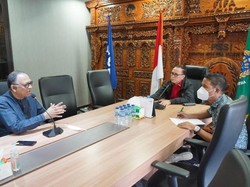 Sandy Walsh dan Jordi Amat Sudah Tanda Tangan Dokumen Naturalisasi!