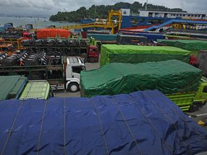 Pengamat Minta Bansos BBM Juga Disalurkan ke Sopir Bus Cs, Ini Alasannya