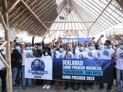 Dinilai Bisa Kembangkan Wisata Pangandaran, Sandi Didukung Maju Pilpres